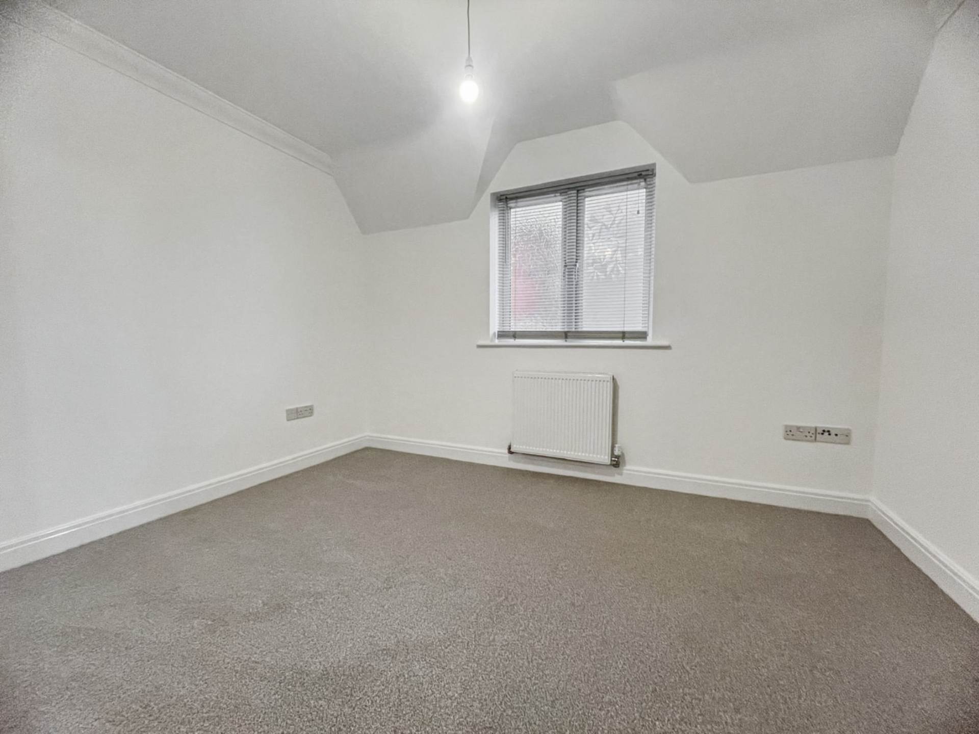 Additional Property Image 2 bedroom Flat to rent in Bournemouth 4