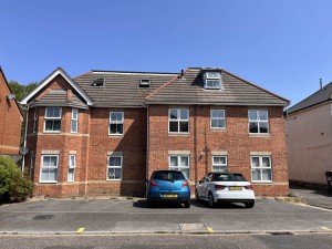1 bedroom Flat for sale in Bournemouth
