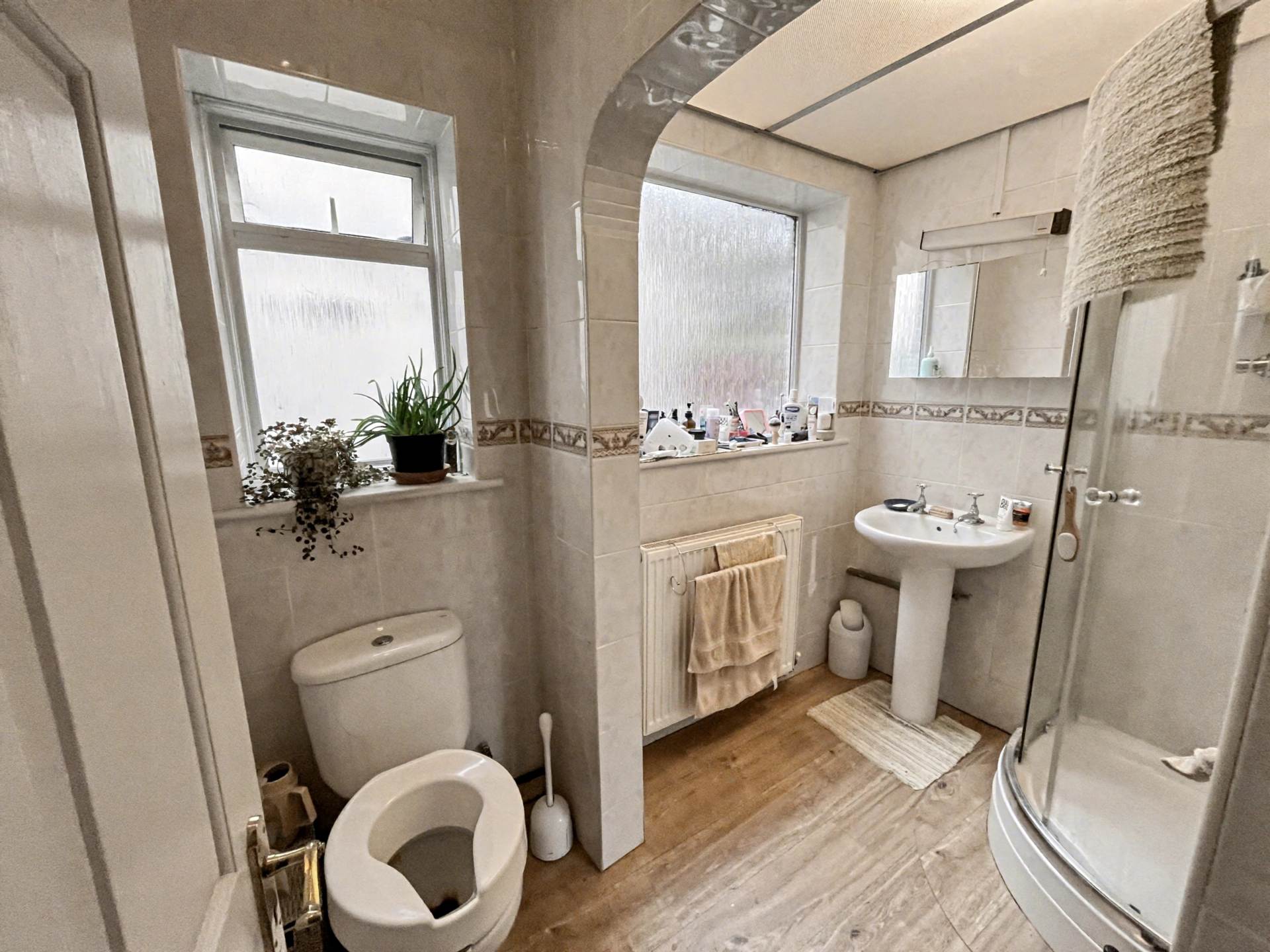 Additional Property Image 3 bedroom Detached Bungalow for sale in Christchurch 11
