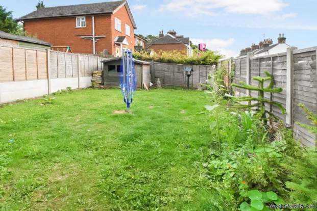 Additional Property Image 4 bedroom Semi Detached for sale in Hemel Hempstead 5