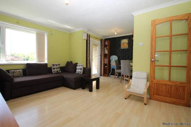 Additional Property Image 2 bedroom Apartment for sale in Hemel Hempstead 3