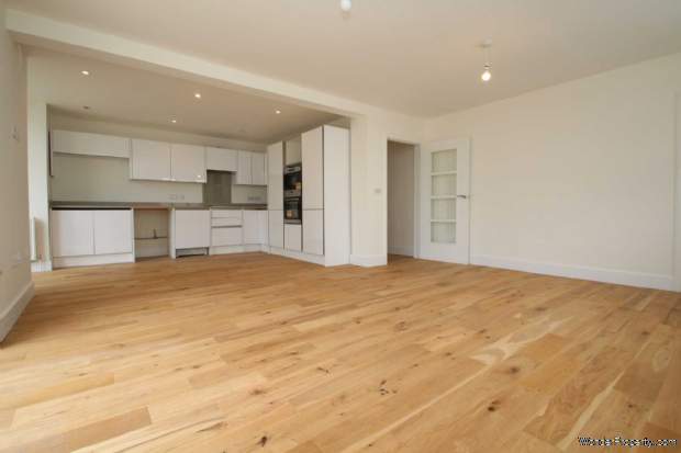 Additional Property Image 4 bedroom Detached for sale in Hemel Hempstead 3