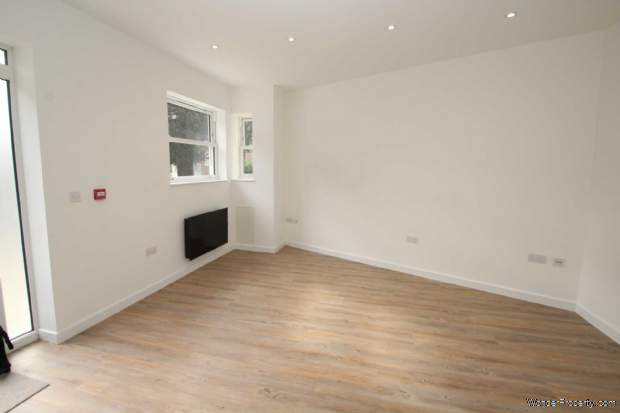 Additional Property Image 2 bedroom Maisonette for sale in Hemel Hempstead 4