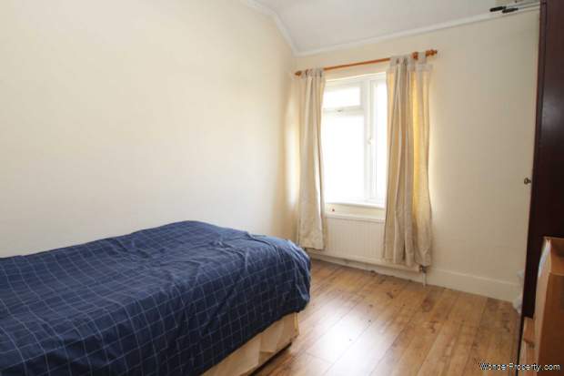 Additional Property Image 2 bedroom End of Terrace for sale in Kings Langley 9