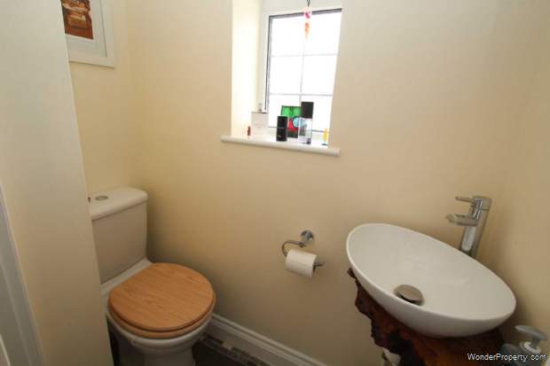 Additional Property Image 4 bedroom Semi Detached for sale in Hemel Hempstead 8