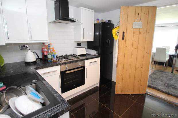 Additional Property Image 2 bedroom Cottage for sale in Hemel Hempstead 5