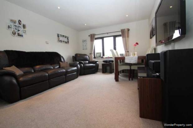 Additional Property Image 2 bedroom Maisonette for sale in Hemel Hempstead 5