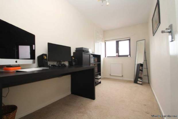 Additional Property Image 2 bedroom Maisonette for sale in Hemel Hempstead 6