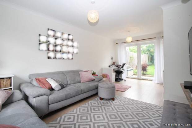 Additional Property Image 3 bedroom Terraced for sale in Hemel Hempstead 3