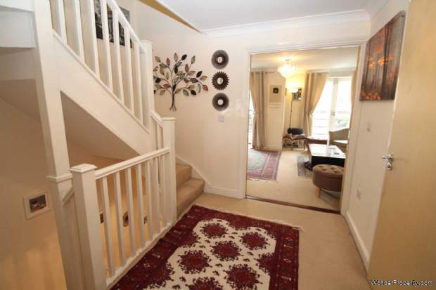 Additional Property Image 5 bedroom Terraced for sale in Kings Langley 10