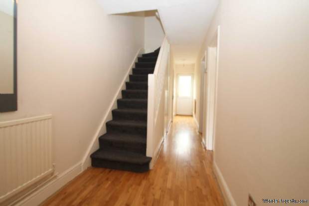 Additional Property Image 4 bedroom Terraced for sale in Hemel Hempstead 3