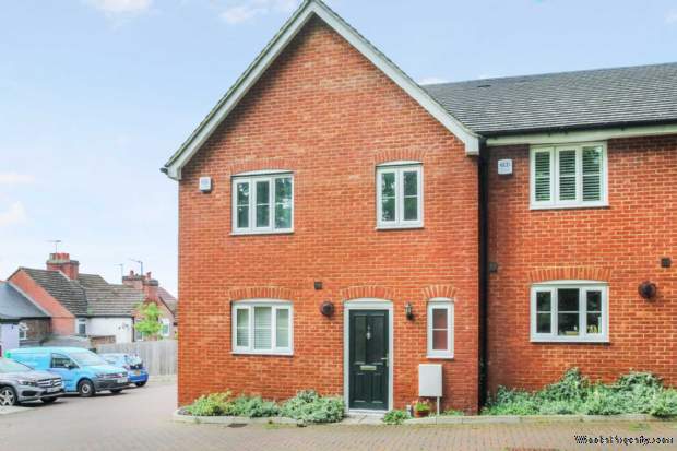 Additional Property Image 3 bedroom End of Terrace for sale in Hemel Hempstead 3