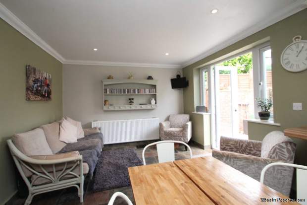 Additional Property Image 2 bedroom Detached Bungalow for sale in Hemel Hempstead 3