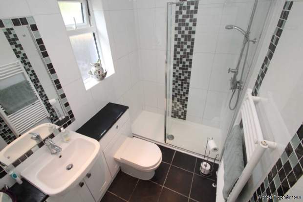Additional Property Image 2 bedroom Detached Bungalow for sale in Hemel Hempstead 10