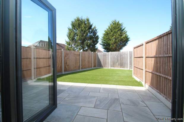 Additional Property Image 3 bedroom Semi Detached for sale in Hemel Hempstead 2