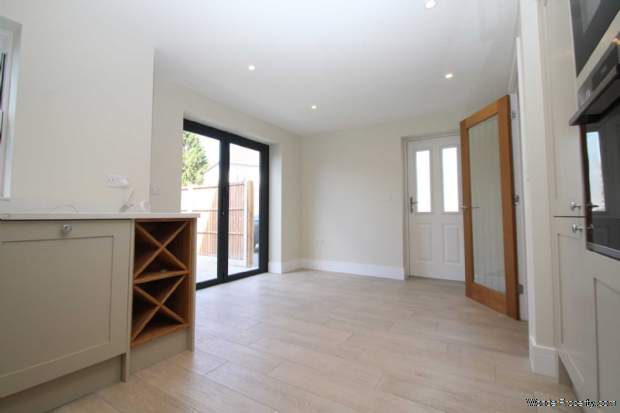 Additional Property Image 3 bedroom Semi Detached for sale in Hemel Hempstead 4