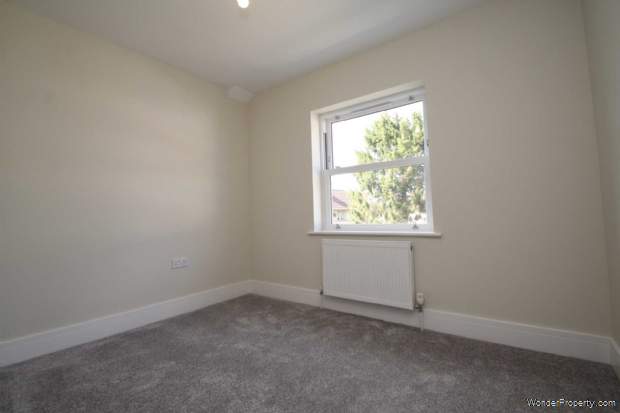 Additional Property Image 3 bedroom Semi Detached for sale in Hemel Hempstead 11