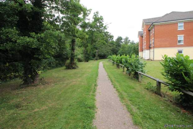 Additional Property Image 2 bedroom Apartment for sale in Hemel Hempstead 11
