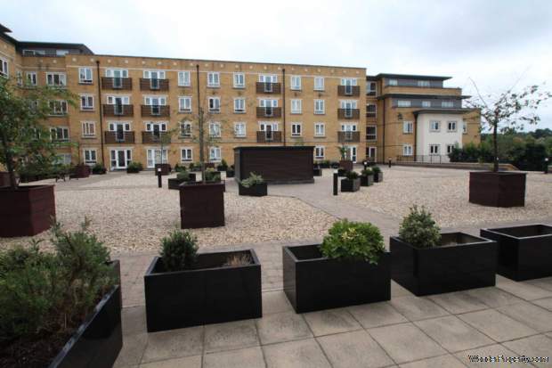 Additional Property Image 2 bedroom Apartment for sale in Kings Langley 13