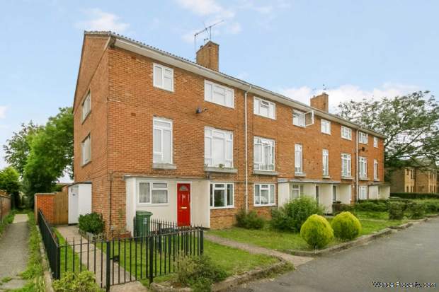 3 bedroom Maisonette for sale in Hemel Hempstead