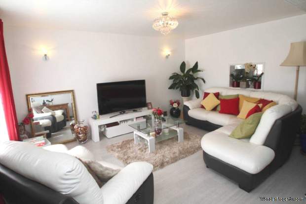 Additional Property Image 3 bedroom Terraced for sale in Hemel Hempstead 3