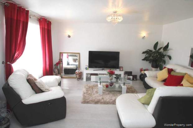 Additional Property Image 3 bedroom Terraced for sale in Hemel Hempstead 7