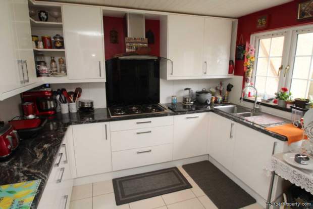 Additional Property Image 3 bedroom Terraced for sale in Hemel Hempstead 8