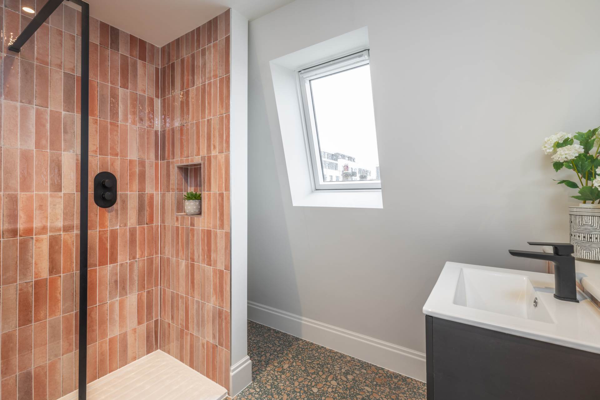 Additional Property Image 4 bedroom House for sale in Royal Tunbridge Wells 11