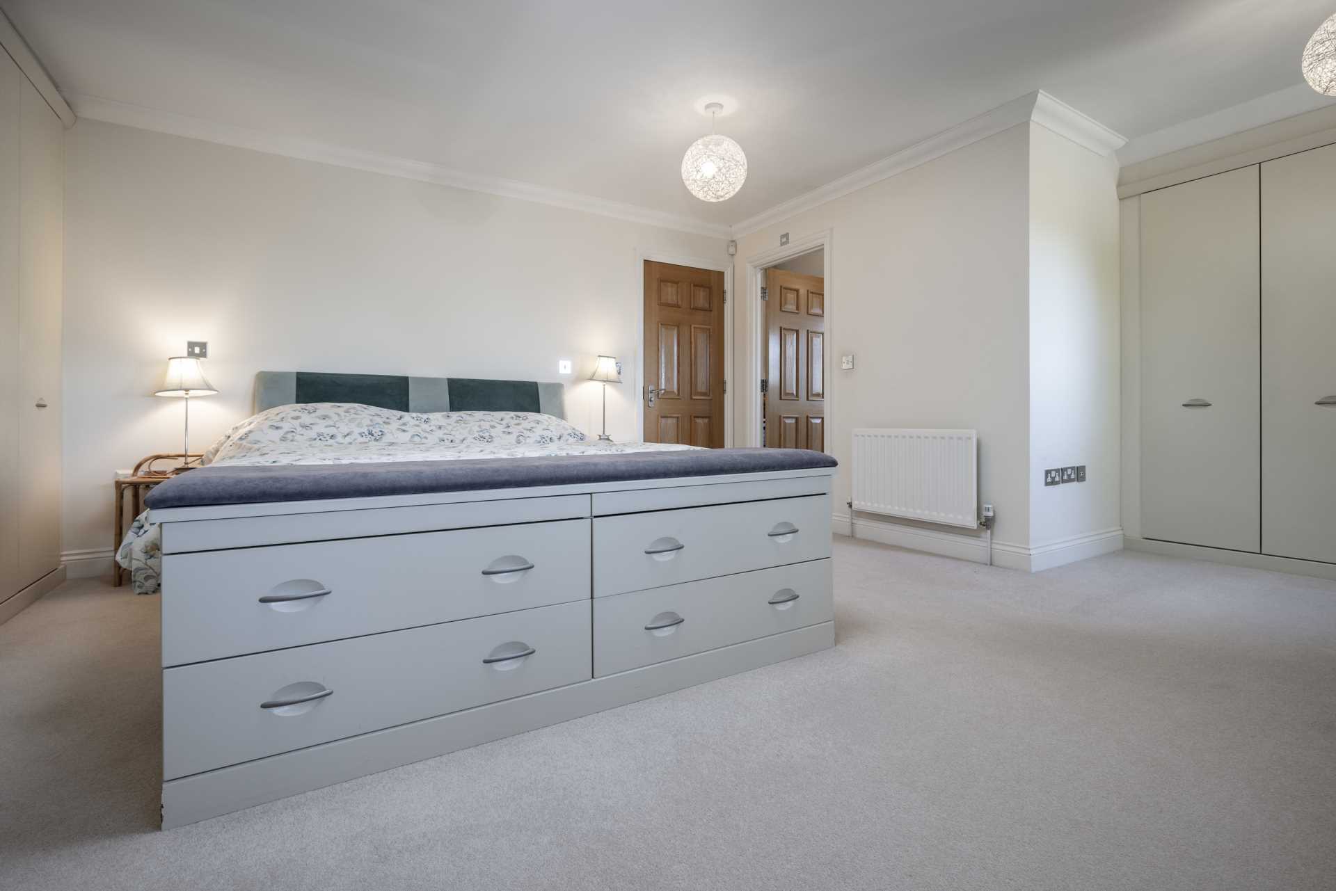 Additional Property Image 5 bedroom Detached for sale in Royal Tunbridge Wells 8