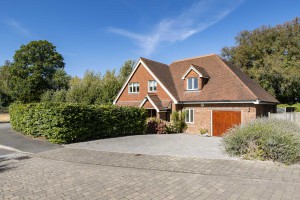 5 bedroom Detached for sale in Royal Tunbridge Wells