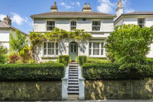 3 bedroom Detached for sale in Royal Tunbridge Wells