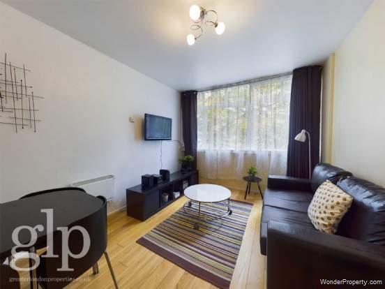 2 bedroom Flat to rent in London