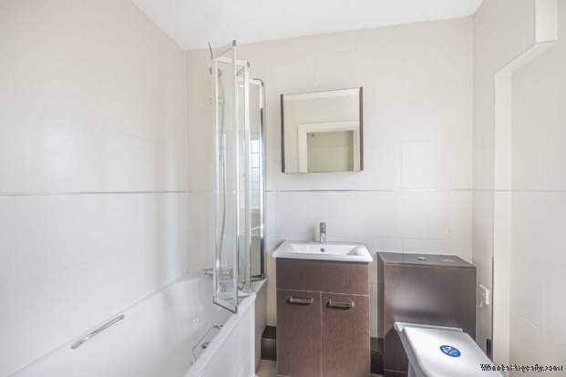 Additional Property Image 3 bedroom Flat for sale in London 7