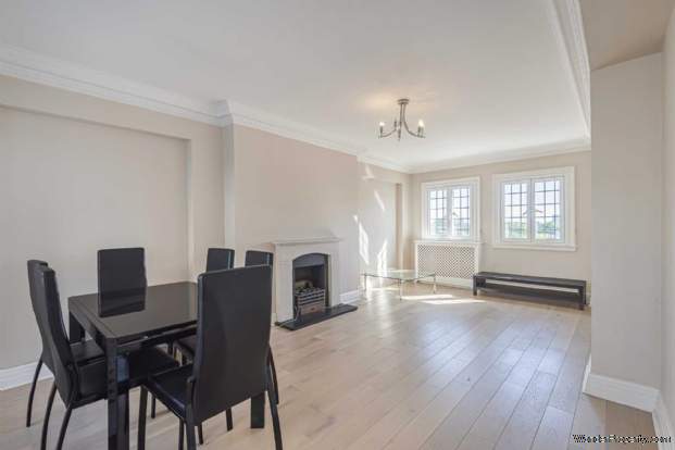 Additional Property Image 3 bedroom Flat for sale in London 8
