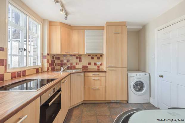 Additional Property Image 3 bedroom Flat for sale in London 9