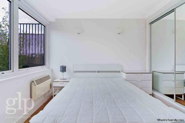 Additional Property Image 1 bedroom Flat for sale in London 5