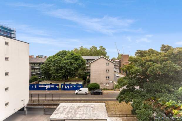 Additional Property Image 2 bedroom Flat for sale in London 12