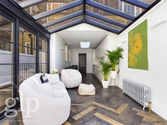 Additional Property Image 3 bedroom Flat for sale in London 7