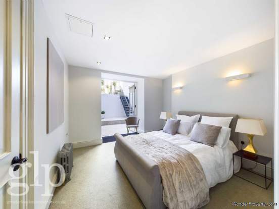 Additional Property Image 3 bedroom Flat for sale in London 16