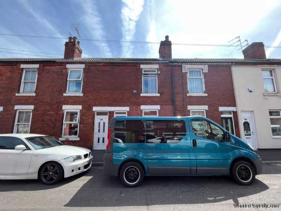 4 bedroom Terraced for sale in Doncaster