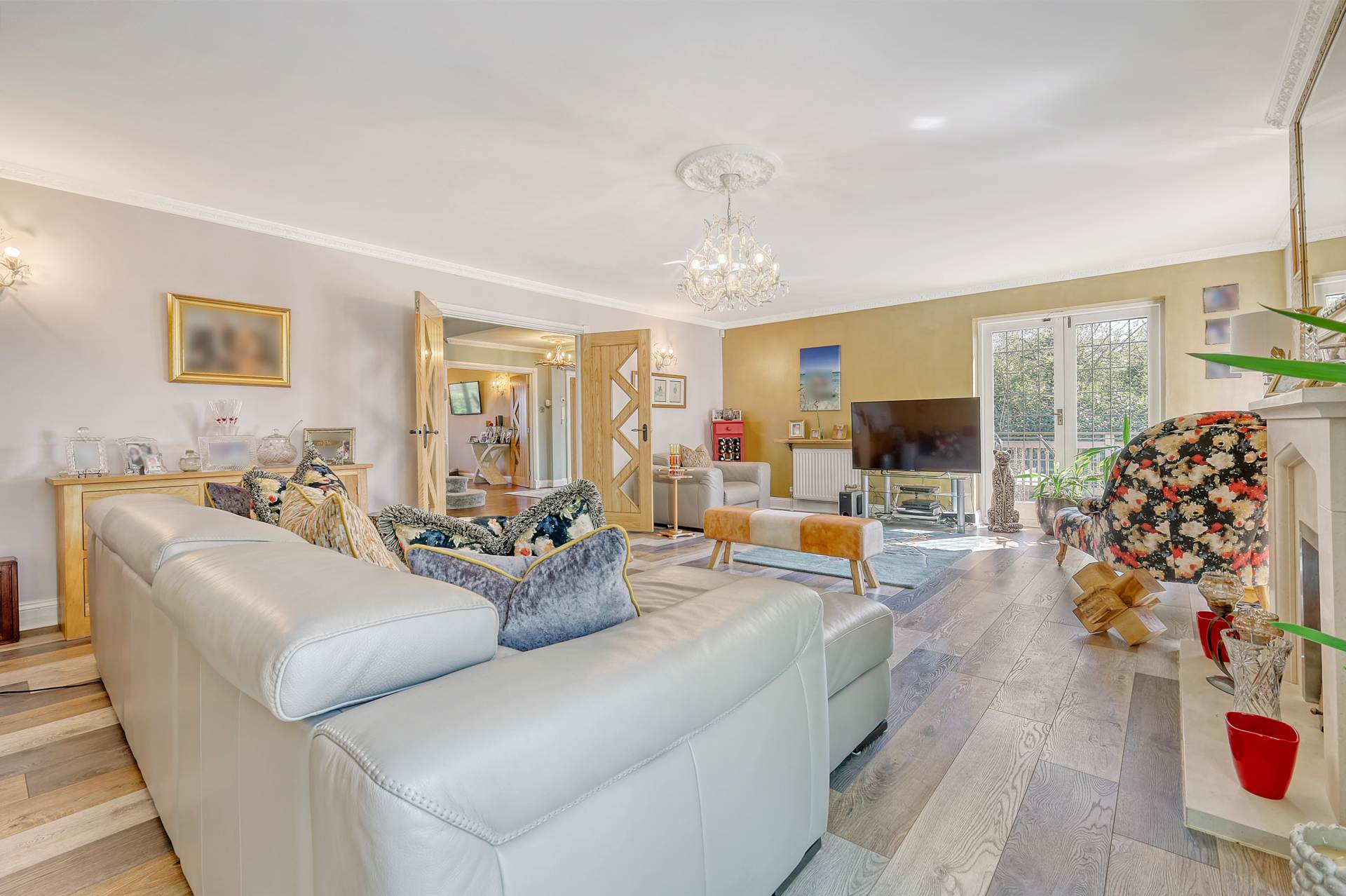 Additional Property Image 6 bedroom Detached for sale in Billericay 8