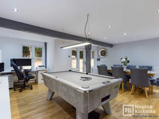 Additional Property Image 5 bedroom Detached for sale in Basildon 6