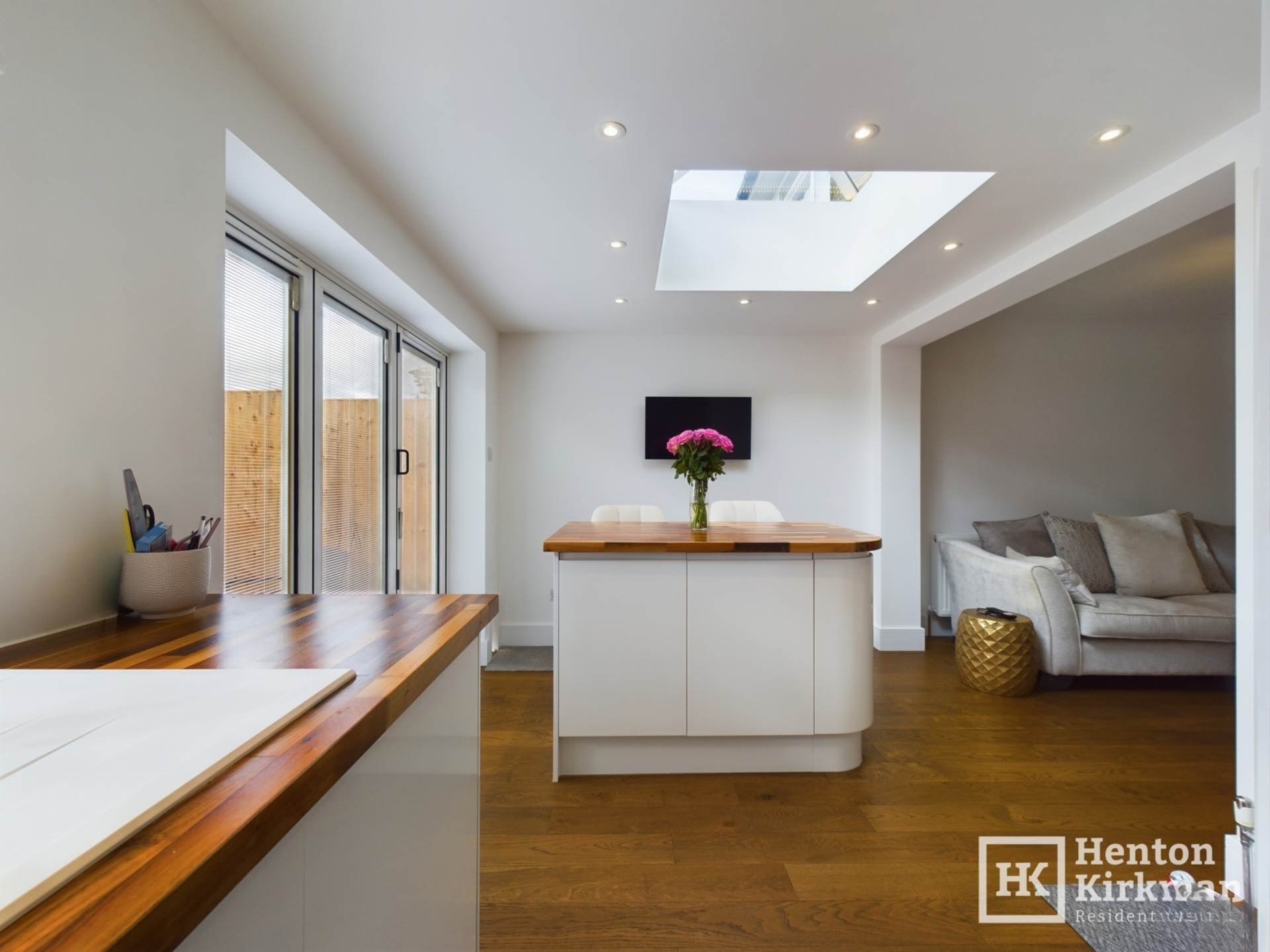 Additional Property Image 3 bedroom Semi Detached for sale in Billericay 16