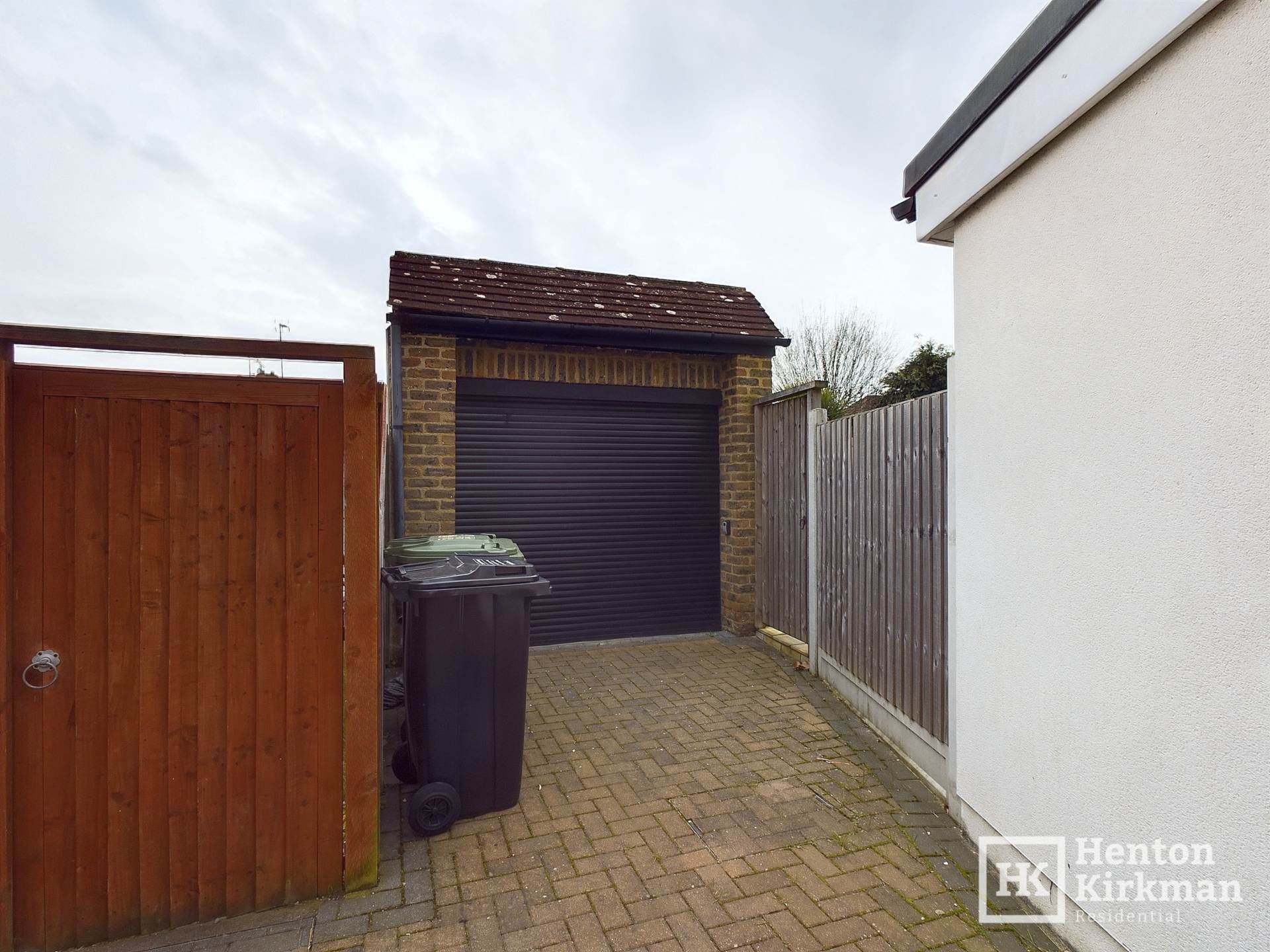 Additional Property Image 3 bedroom Semi Detached for sale in Billericay 26