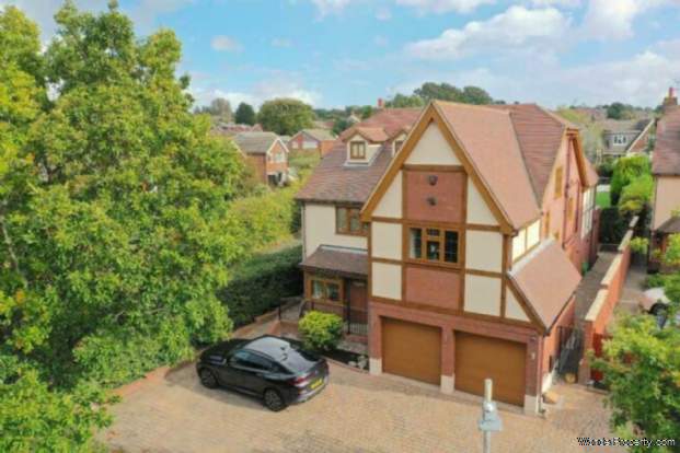 Additional Property Image 5 bedroom Detached for sale in Billericay 2