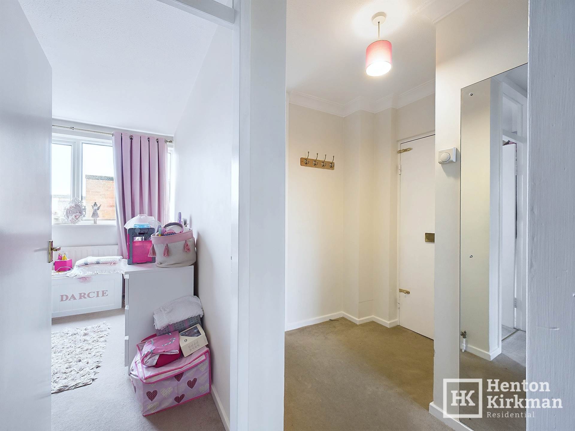 Additional Property Image 2 bedroom Apartment for sale in Billericay 2