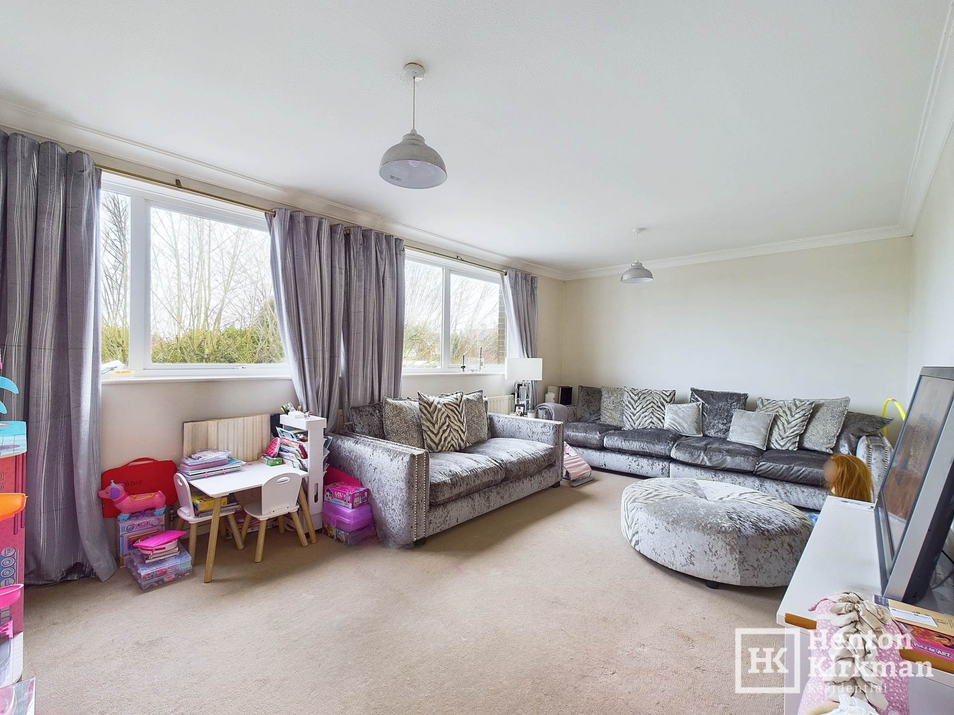 Additional Property Image 2 bedroom Apartment for sale in Billericay 3