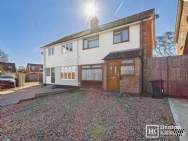 3 bedroom Semi Detached for sale in Billericay
