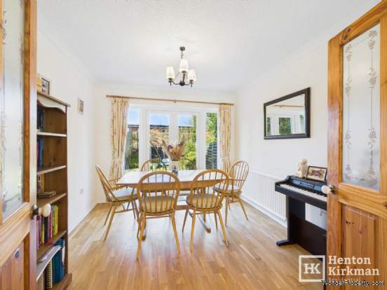 Additional Property Image 4 bedroom Detached for sale in Billericay 5