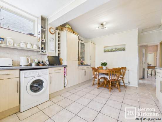 Additional Property Image 3 bedroom Detached Bungalow for sale in Southend On Sea 6
